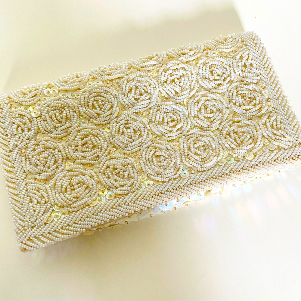 Vintage Hand Beaded Ivory Clutch